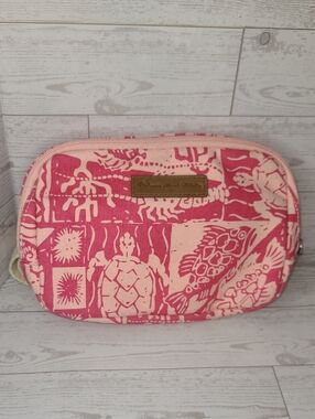 Bahama Hand Prints Pink And Cream Marine Sea Life Print Crossbody Bag Fanny Pack